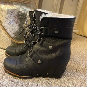 Sorel wedge heel bootie